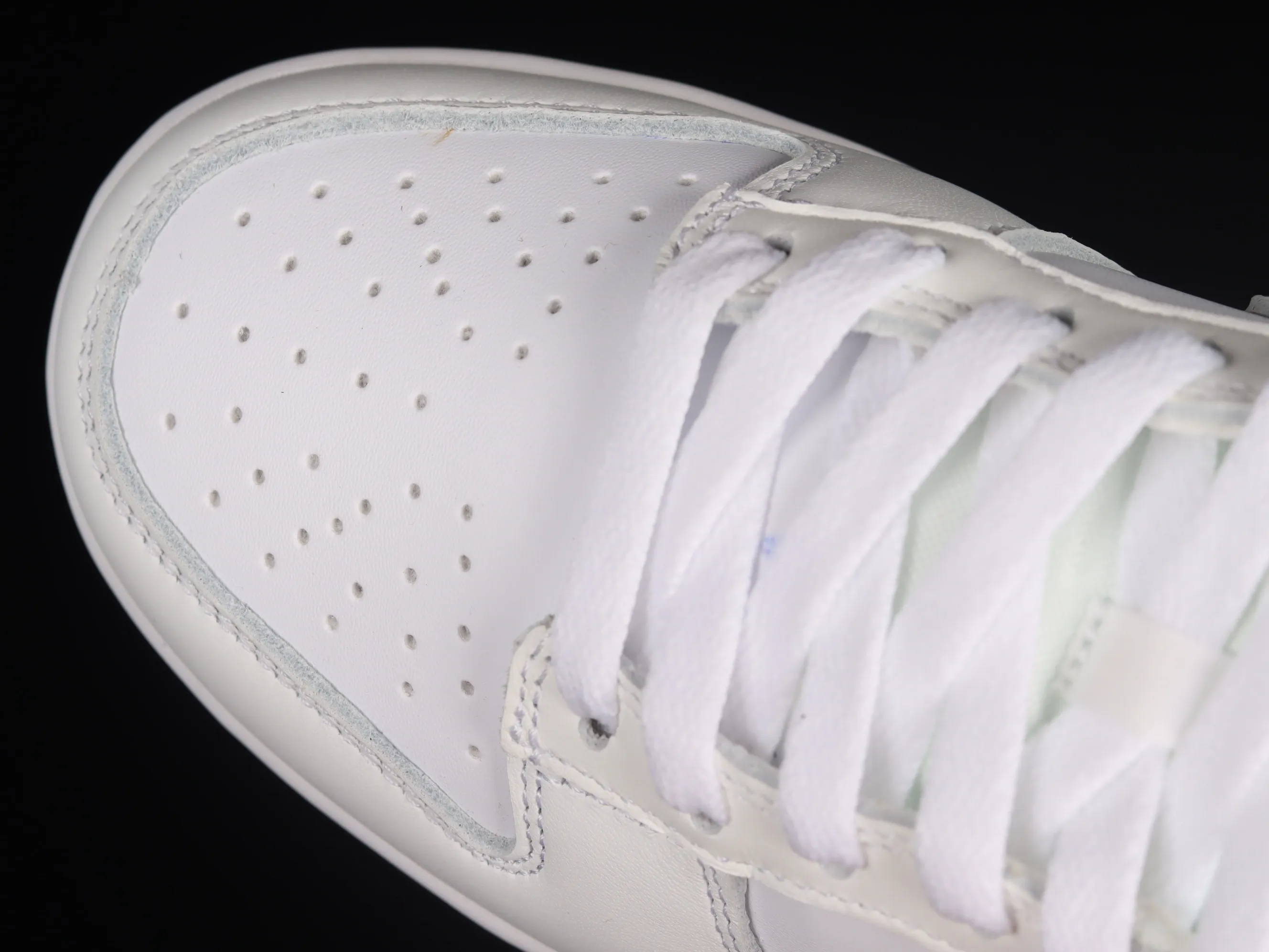 All categories Nk SB Dunk series Nk SB Dunk Low low-top sneakers Nk SB Dunk Low white green SB low-top sports and leisure sneakers FD9911-101